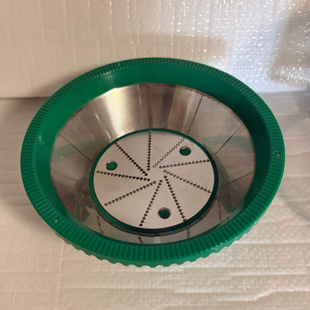 The Juiceman Jr Juicer JM-1C Replacement Parts Strainer Blade Basket Only Green